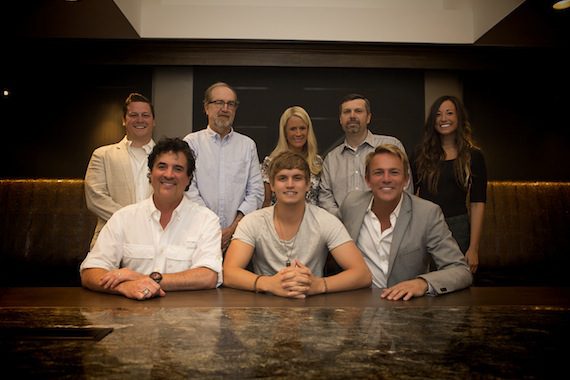 Pictured (L-R): Back Row – Iconic Entertainment’s Brian O’Neil, BMLG’s Malcolm Mimms, Allison Jones, Andrew Kautz & Iconic Entertainment’s Ally Rodriguez Front Row – BMLG’s Scott Borchetta, Levi Hummon & Iconic Entertainment’s Fletcher Foster. Photo: Seth Hellman for The Valory Music Co.