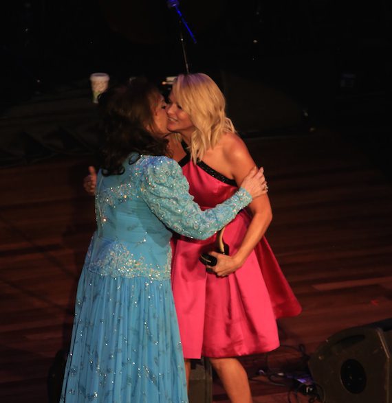 Miranda Lambert honors Loretta Lynn. Photo: Bev Moser, Moments By Moser.